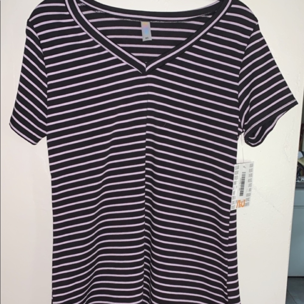 NWT Lularoe Tee